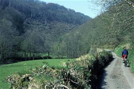Mark Sloman on the lane to Hunters Inn