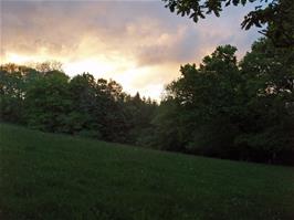 Sunset in the field below Gallant Le Bower