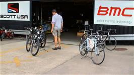 A factory outlet bike store at Gösgerstrasse, Schönenwerd, 11.9 miles into the ride