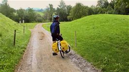 Tao on Route 5 at Sonnenburg Horseback Riding Centre near Oberbüren - we need to stop for lunch very shortly