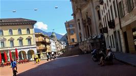 Station Avenue in Old Bellinzona, with the catholic church on the right